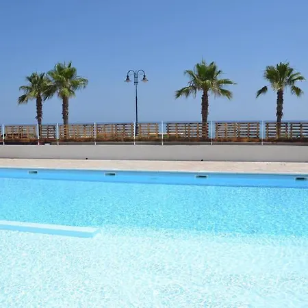 Playamandatoriccio Üdülőpark Mandatoriccio Marina