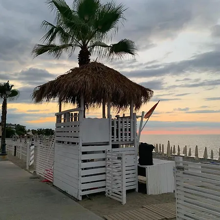 Playamandatoriccio * Mandatoriccio Marina